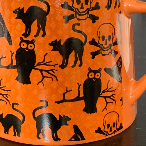 Vintage Style Halloween Mug - Black Cats Skull & Crossbones Owl Witch Hat - Picture 4 of 8